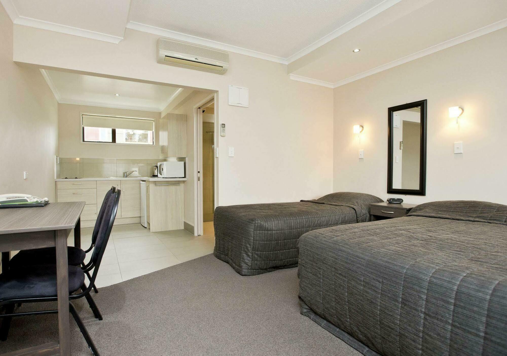 Kauri Court Motel Palmerston North Exterior foto